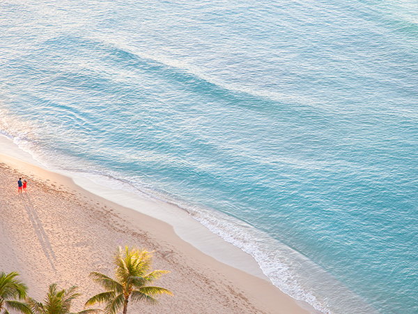 Waikiki_Beach